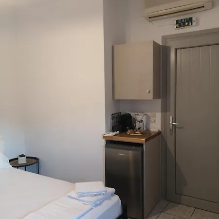 Semesterbostad Lemonia 2 *