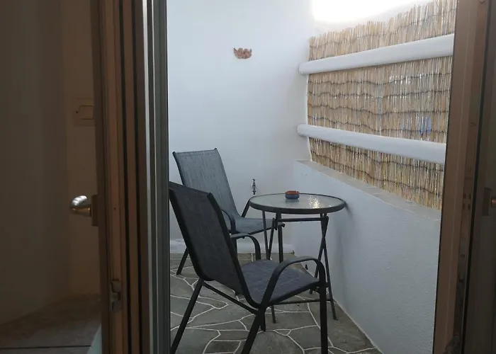 Semesterbostad Lemonia 2 *